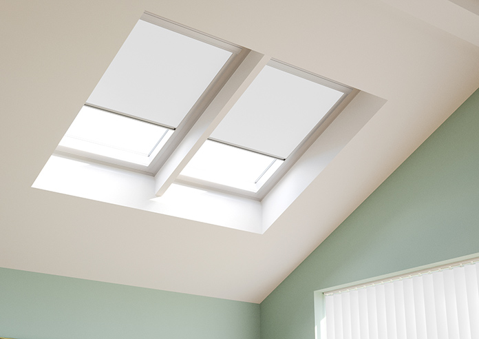 Blackout Roller, White (Blackout) - Loft Blind - Image 3